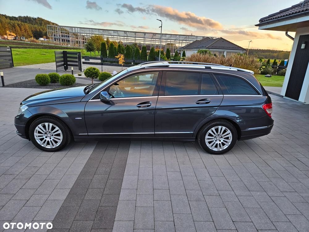 Mercedes-Benz Klasa C 180 T CGI Automatik BlueEFFICIENCY Avantgarde - 5