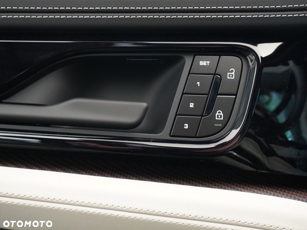 Porsche Panamera 4S E-Hybrid PHEV - 21