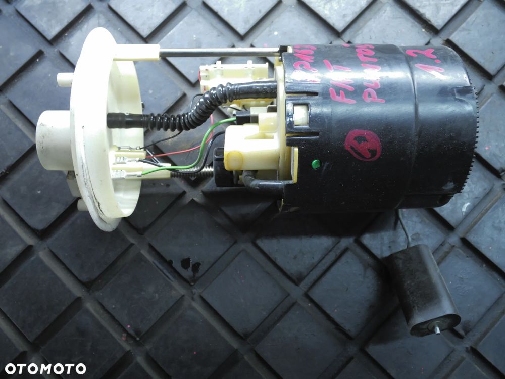 FIAT PUNTO II 1.2 POMPA PALIWA PŁYWAK 46743677 ORYGINAŁ POSIADAM 4SZT - 8