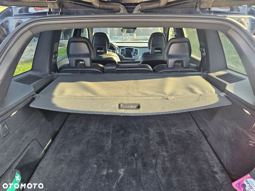 Volvo XC 90 D5 SCR AWD R-Design - 8