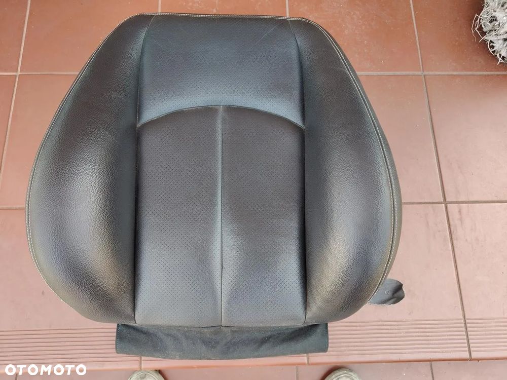 MERCEDES W211 Fotel Oparcie LEWY PRAWY Wersja Evo Sport Biała Nić