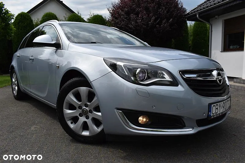 Opel Insignia Sports Tourer 2.0 Diesel Exclusive - 2