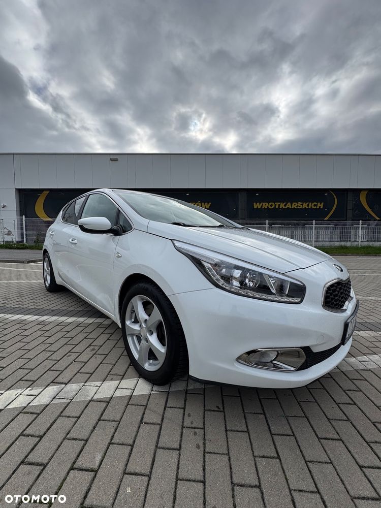 Kia Ceed - 1