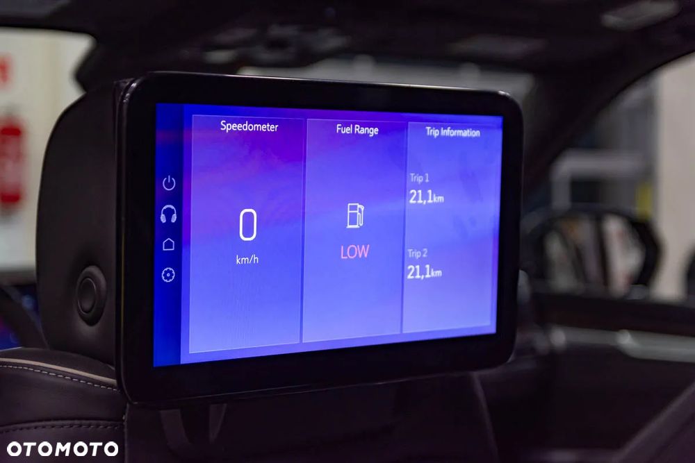 Cadillac Escalade - 19