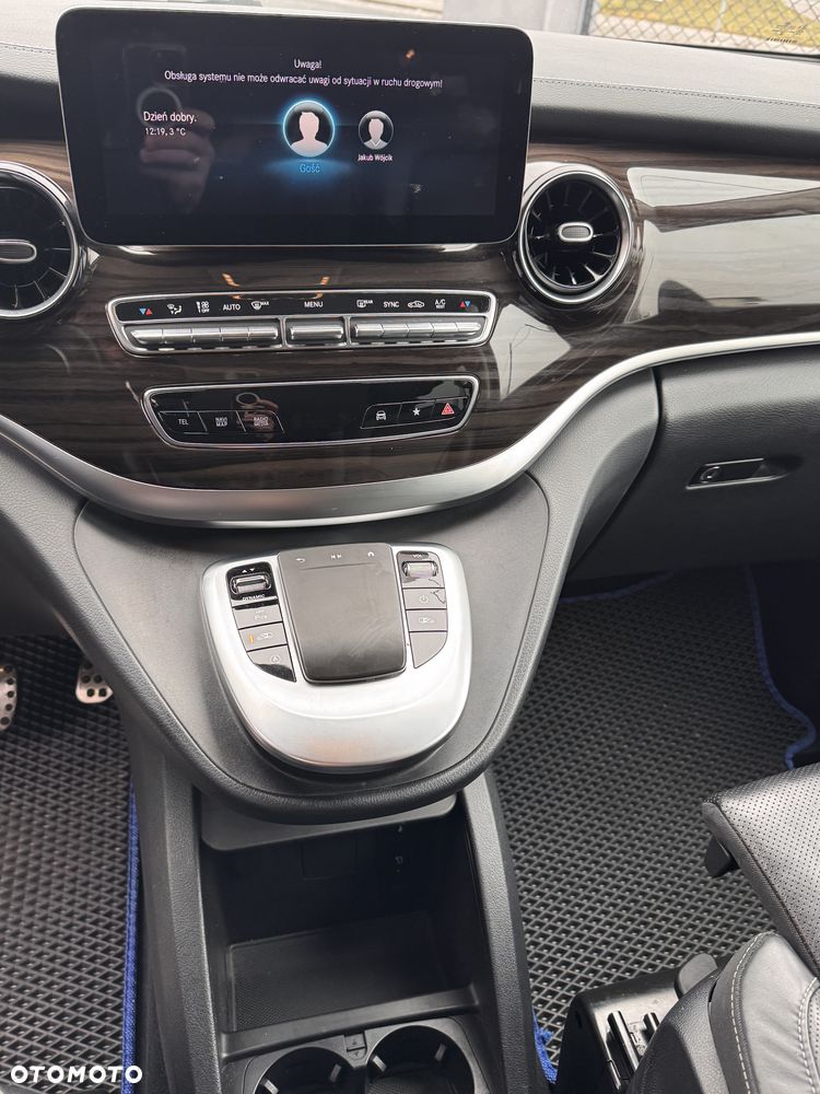 Mercedes-Benz Klasa V 300 d Avantgarde 9G-Tronic (ekstra dł) - 12