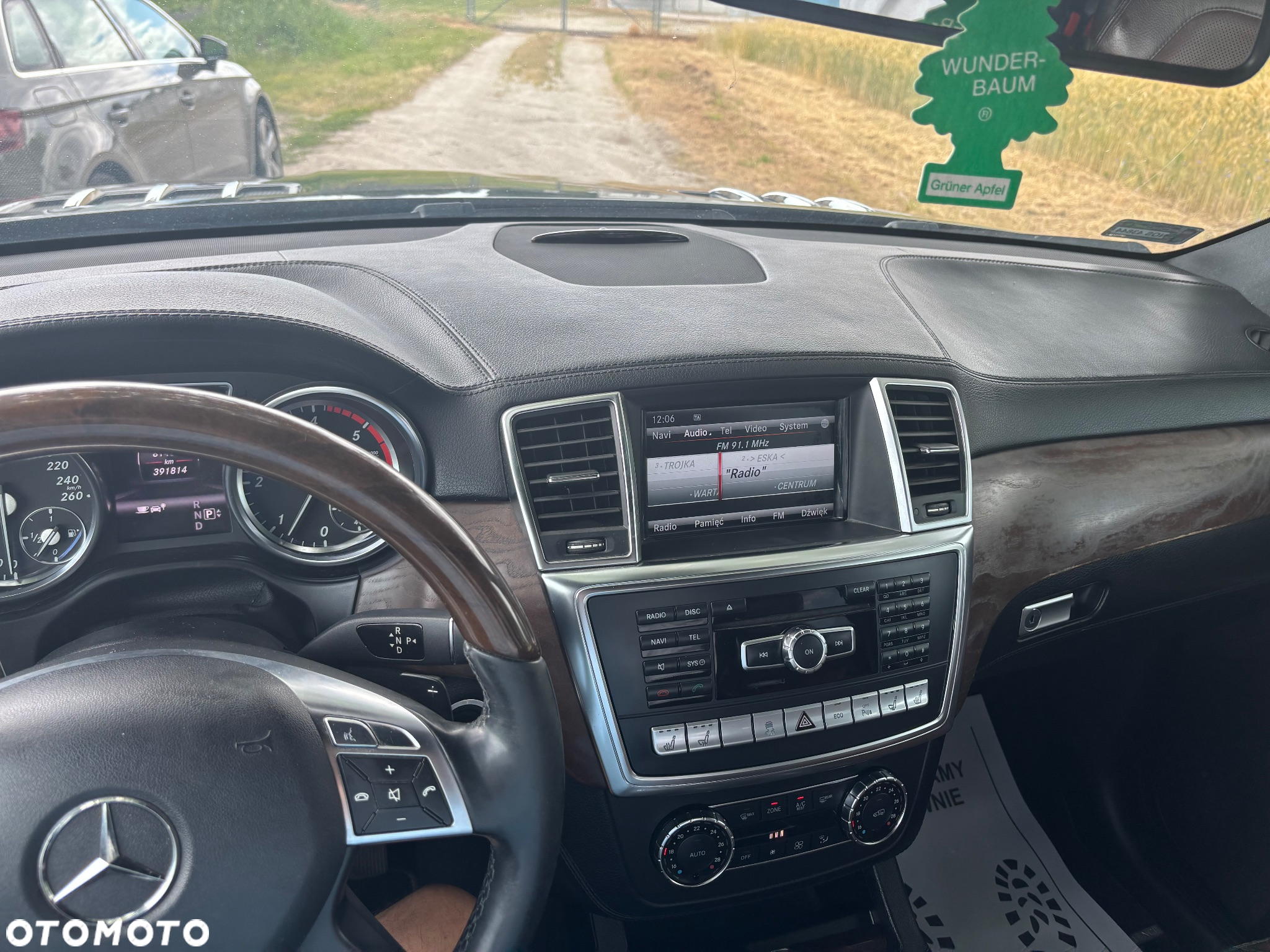 Mercedes-Benz GL 350 BlueTec 4-Matic - 34