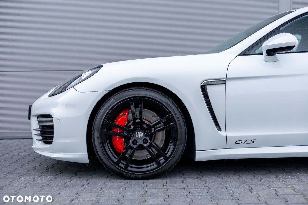 Porsche Panamera GTS PDK - 11