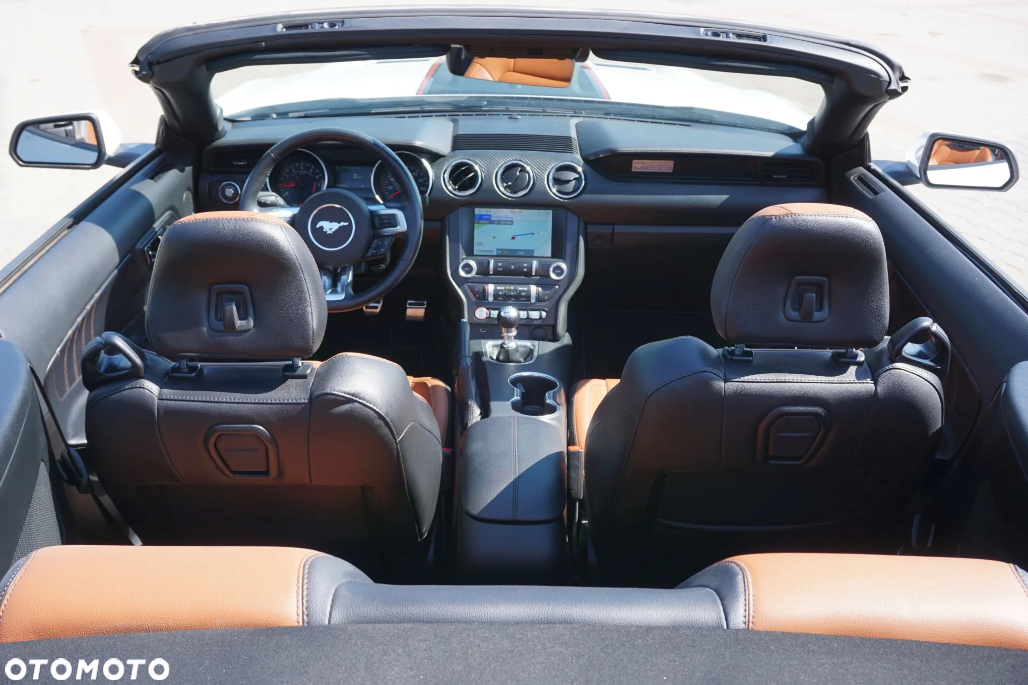 Ford Mustang Cabrio 2.3 Eco Boost - 28