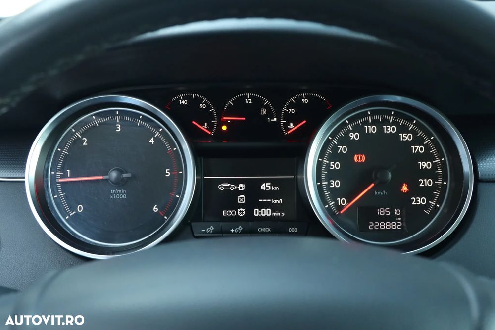 Peugeot 508 BlueHDi 150 Stop&Start Style - 26