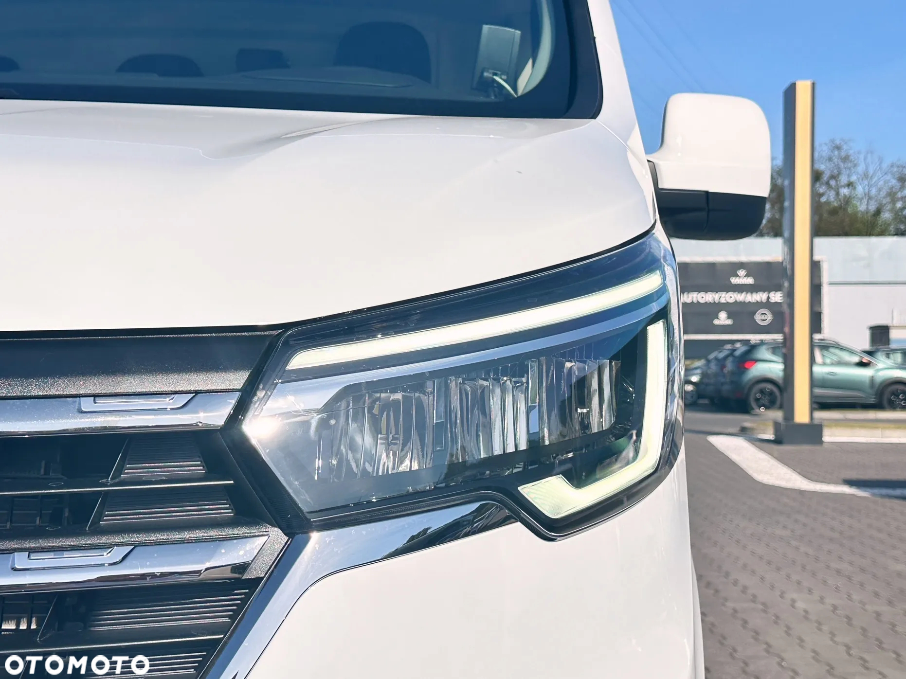 Renault Trafic L2H1 2.0 dCI 150 KM Izoterma Gruau - 28