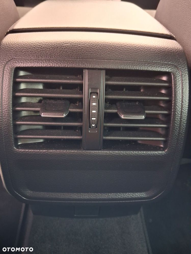 Volkswagen Passat - 15