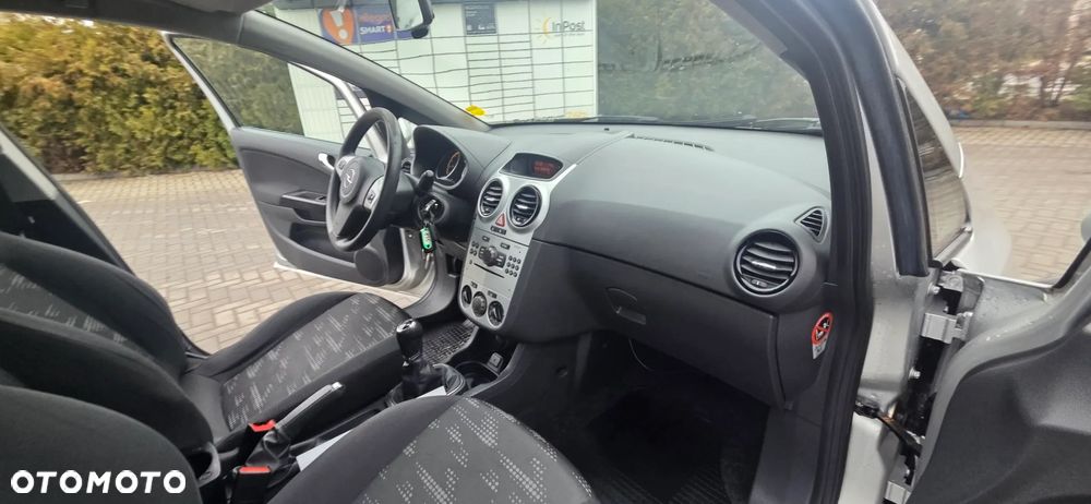 Opel Corsa 1.2 16V Enjoy - 31