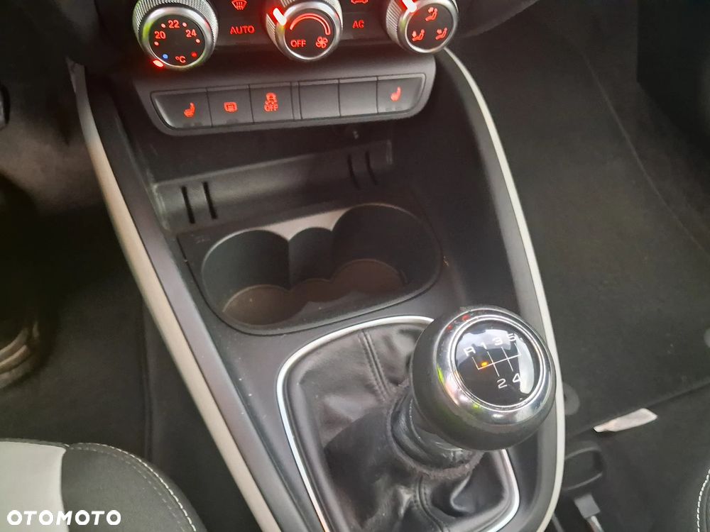 Audi A1 3-drzwiowe 1.6 TDI S line Sportpaket - 14