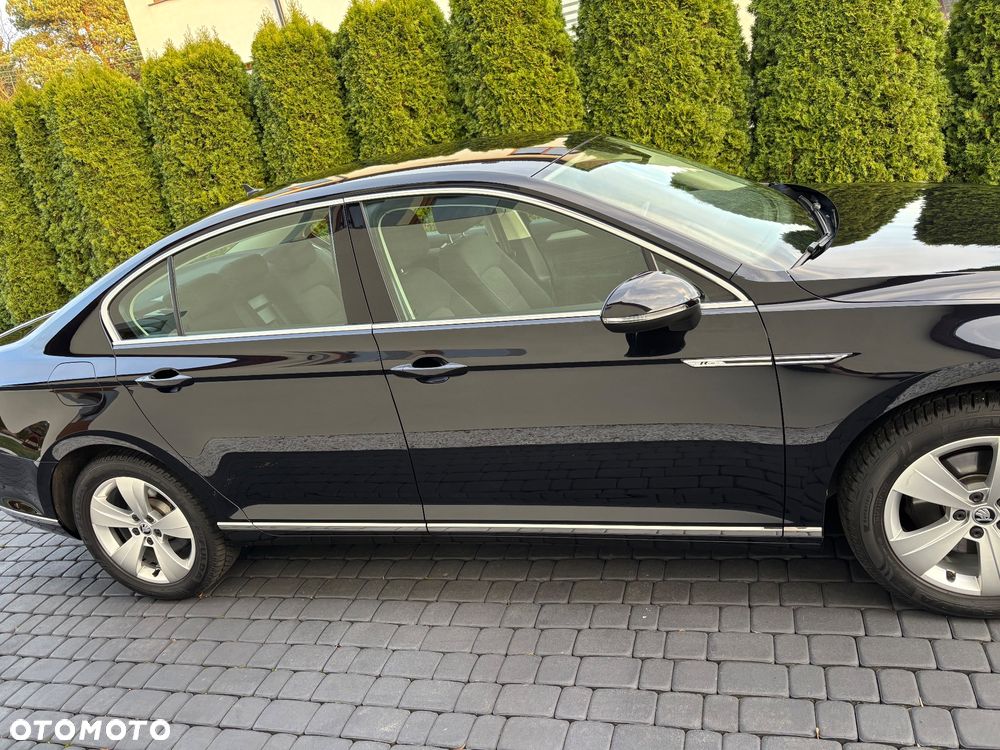 Volkswagen Passat 2.0 TDI SCR Comfortline DSG - 5