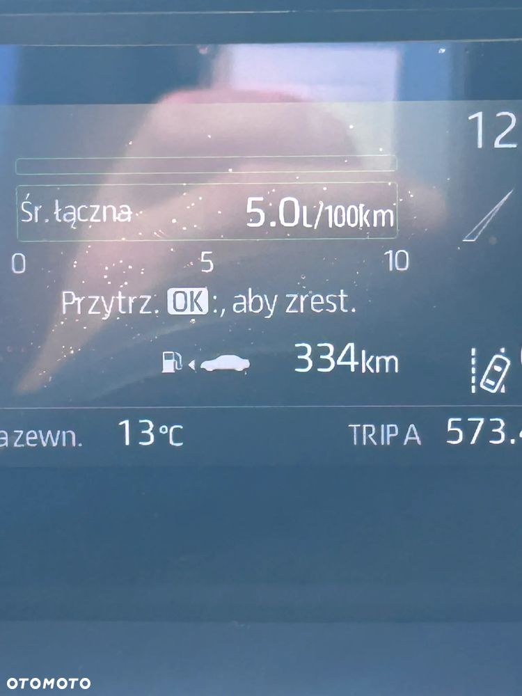 Toyota Yaris Hybrid 1.5 Executive - 11