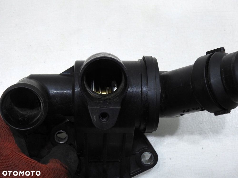 OBUDOWA TERMOSTATU AUDI A4 B7 2.0 TFSI 06D121111G - 5