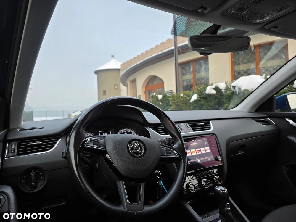 Skoda Octavia 2.0 TDI SCR Style DSG - 7