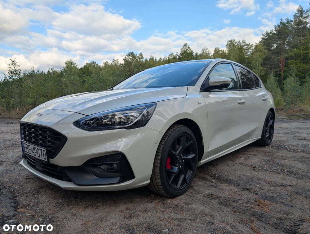 Ford Focus 1.5 EcoBoost Start-Stopp-System ST-LINE - 2