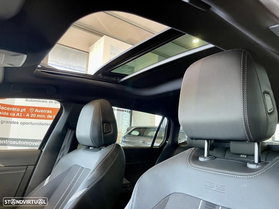 Opel Astra Sports Tourer 1.2 T GS Line - 10