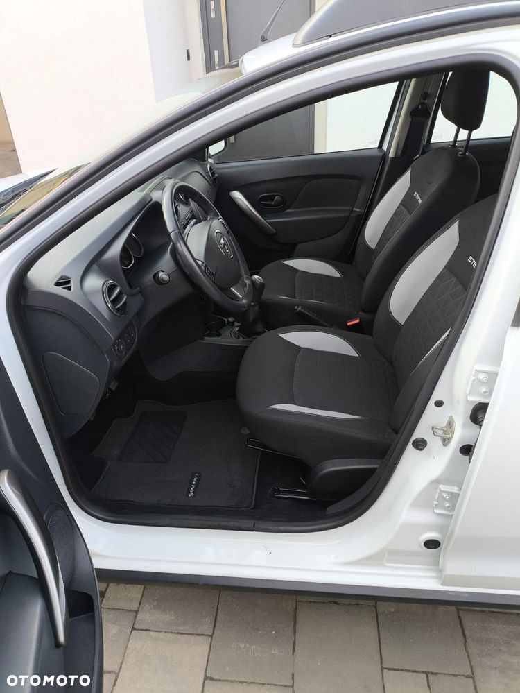 Dacia Sandero 1.5 dCi Laureate - 16