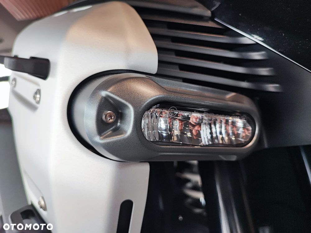 BMW R - 30