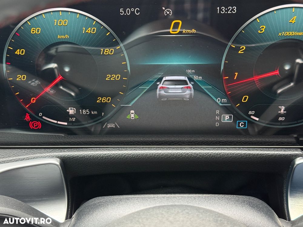 Mercedes-Benz GLB 250 4MATIC Aut. - 36