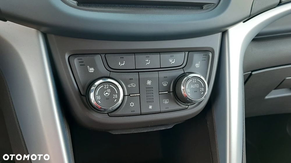 Opel Zafira Tourer 1.4 Turbo Active - 26