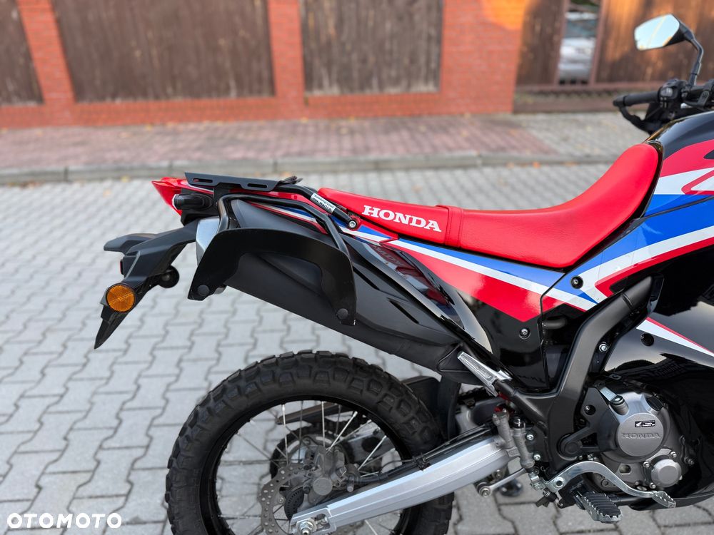 Honda CRF - 9