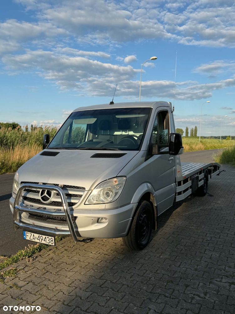 Mercedes-Benz Sprinter - 9