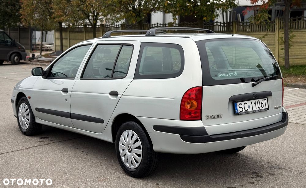 Renault Megane - 5