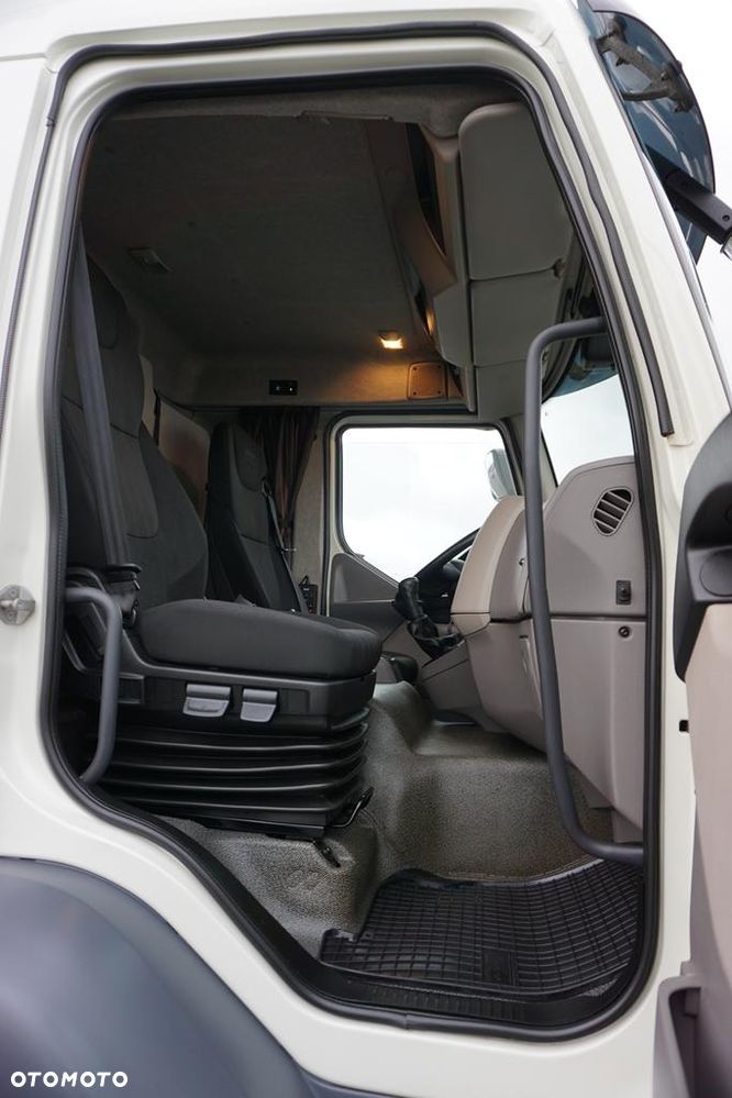 DAF LF / 260 / ACC / E 6 / FIRANKA / 21 PALETY / DŁ. 8,5 M / ŁAD. 8760 KG - 8