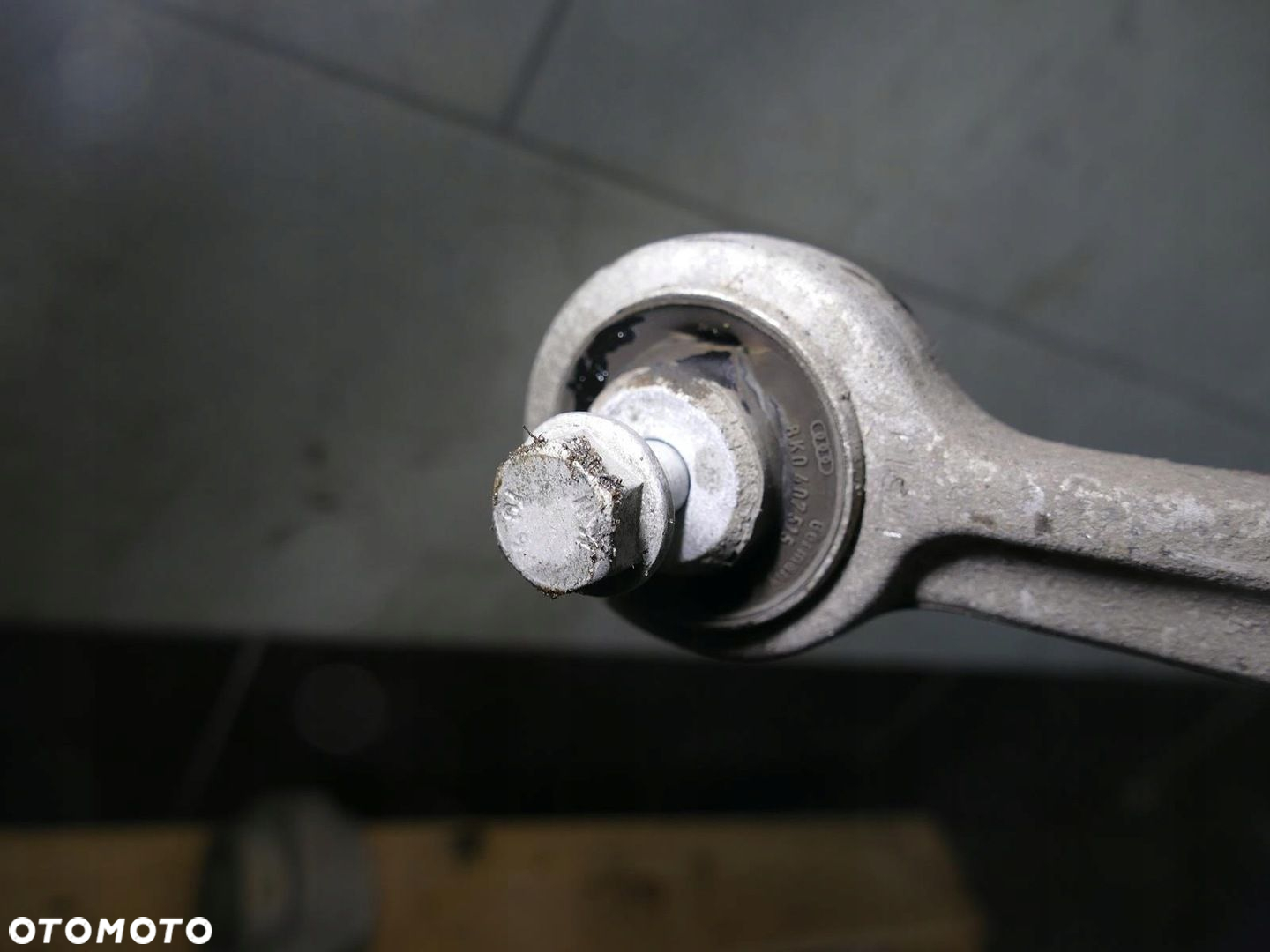 AUDI A5 8T LIFT 2.0 TDI PIASTA WAHACZ WAHACZE LEWY PRZÓD - 4