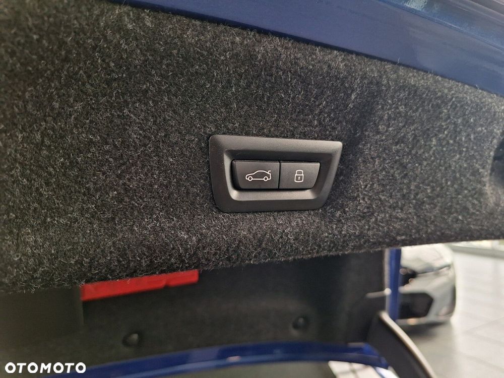 BMW Seria 3 320d xDrive mHEV M Sport sport - 19