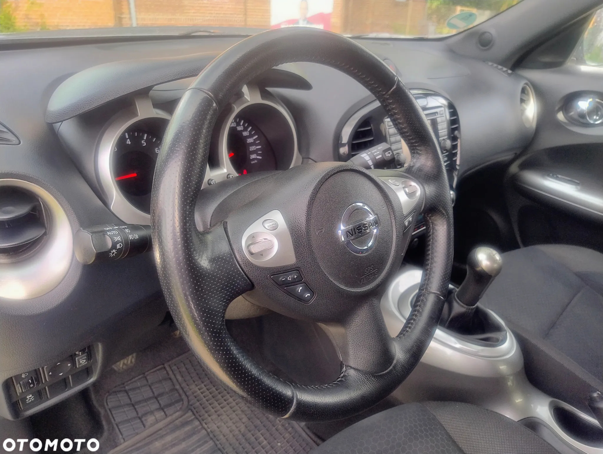 Nissan Juke 1.6 Tekna - 8