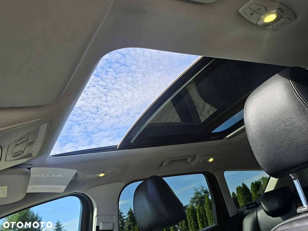 Ford Kuga - 24