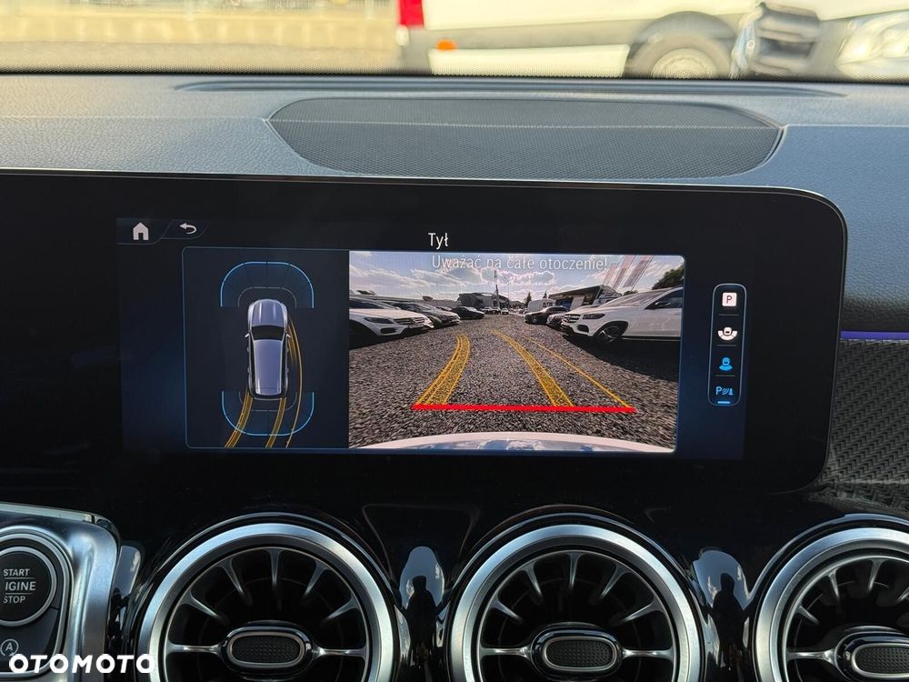 Mercedes-Benz GLB 200 AMG Line 7G-DCT - 23