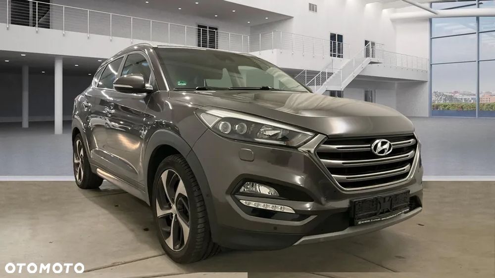 Hyundai Tucson 2.0 CRDI 4WD Automatik Premium - 1