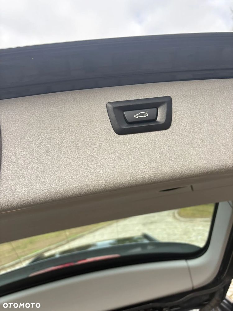 BMW Seria 3 320d - 17