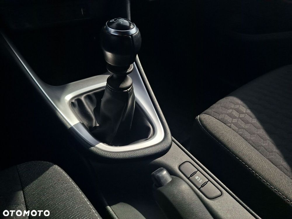 Toyota Yaris - 27