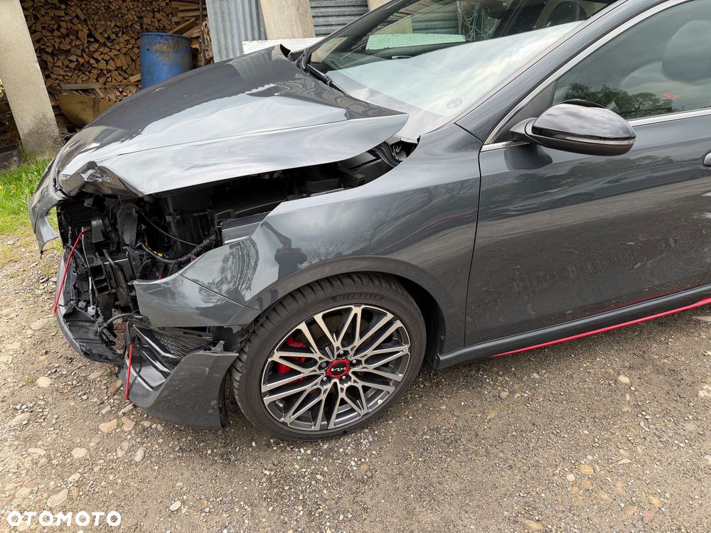 Kia Ceed 1.6 T-GDI DCT7 OPF GT - 25