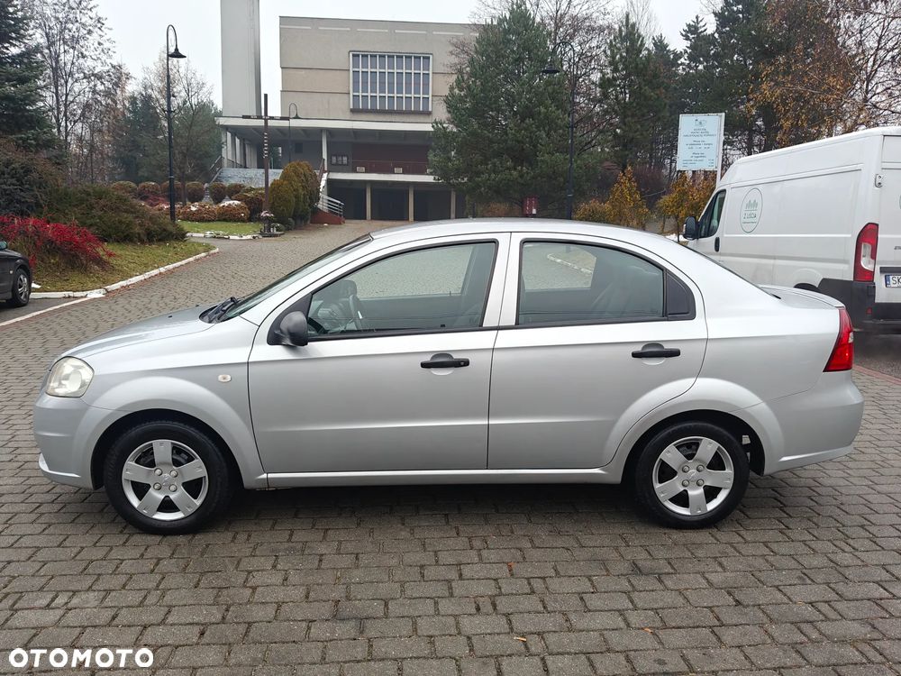 Chevrolet Aveo 1.2 16V Base (swo) - 9