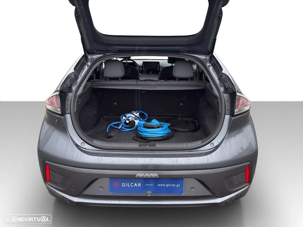 Hyundai Ioniq 1.6 GDI PHEV Tech - 17