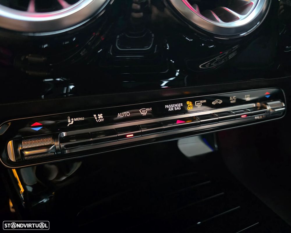 Mercedes-Benz A 250 Limousine e 8G-DCT AMG Line - 35