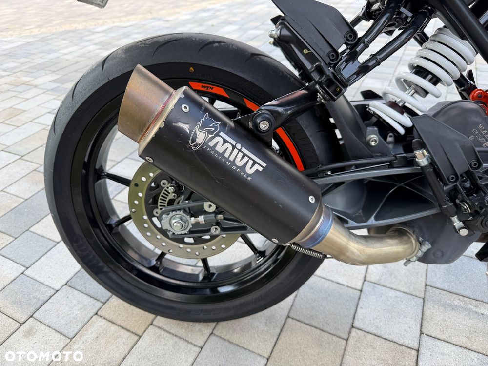KTM Duke 390 - 9
