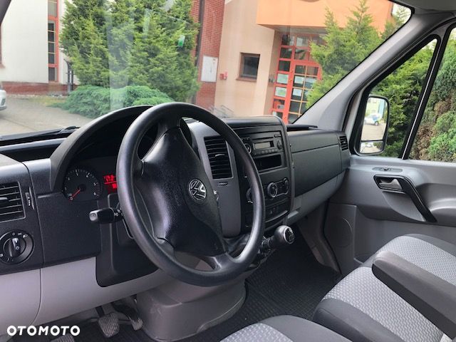 Volkswagen CRAFTER - 8