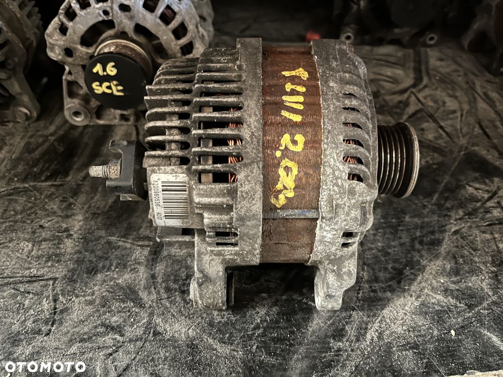 Alternator 2.0 DCI Renault Laguna III 8200960536 - 3