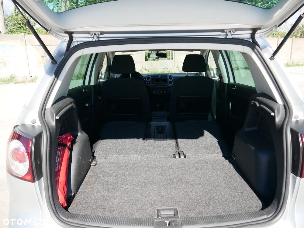 Volkswagen Golf Plus 1.6 TDI DPF Life - 21