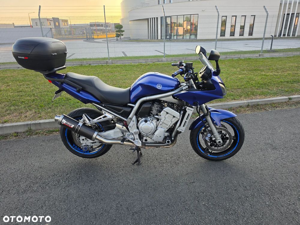 Yamaha FZS - 1