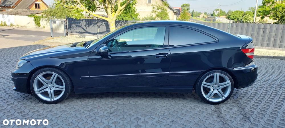Mercedes-Benz CLC - 28