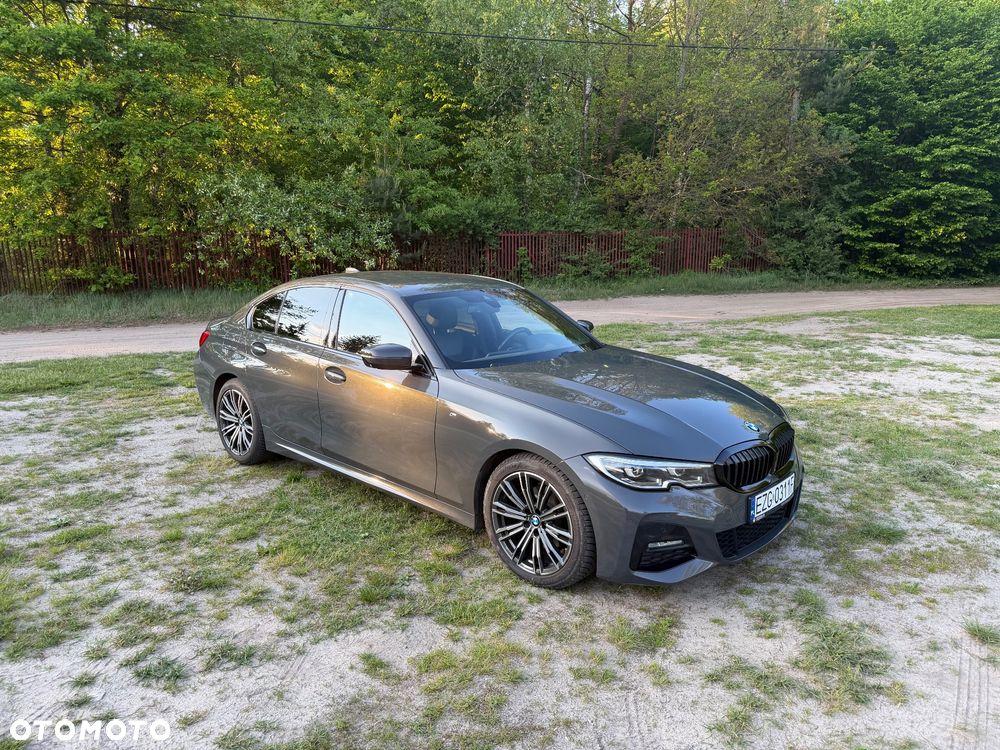 BMW Seria 3 320d xDrive M Sport Shadow - 9